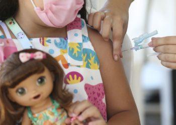 SP começa vacinar crianças de 3 e 4 anos contra covid-19 nesta quarta