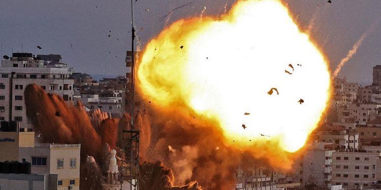 Israel e palestinos negociam cessar-fogo