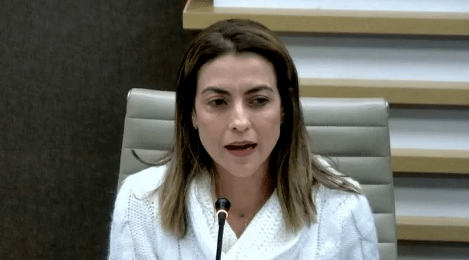 “Decepcionada e frustrada”, diz Soraya Thronicke sobre governo Bolsonaro