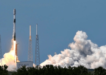Starlink: por que Elon Musk está lançando milhares de satélites na órbita da Terra