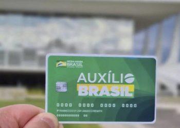 Como funciona o consignado para o Auxílio Brasil; saiba os cuidados