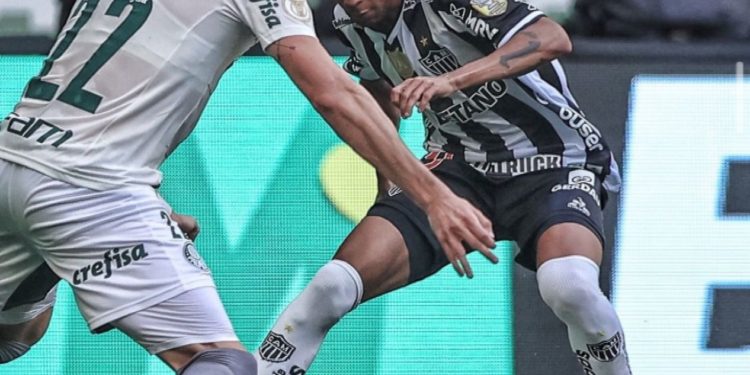 Duelo brasileiro acontece hoje na Libertadores