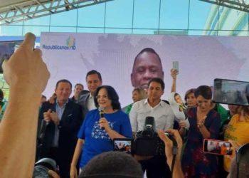 Republicanos confirma ex-ministra Damares na disputa ao Senado