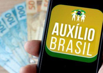 Deputado apresenta requerimento para isenção de IR no Auxílio Brasil