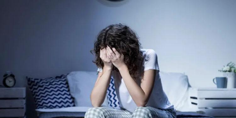 Estudo aponta medicamento mais eficaz contra insônia que deve chegar ao Brasil em 2023