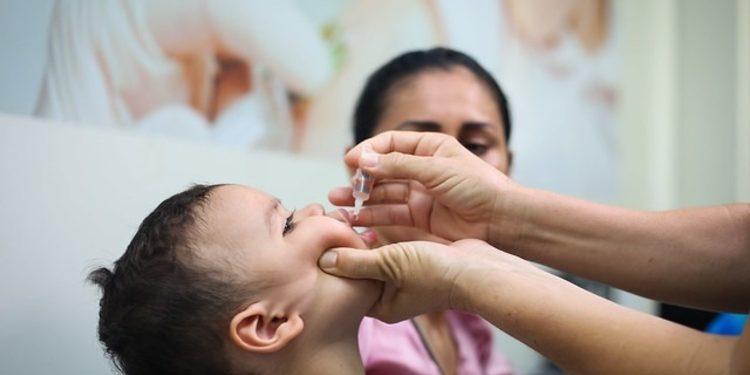 Baixa vacinação contra poliomielite deixa saúde em alerta no Amazonas