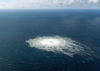 Sabotagem pode ter causado vazamento em gasoduto que liga Rússia à Europa