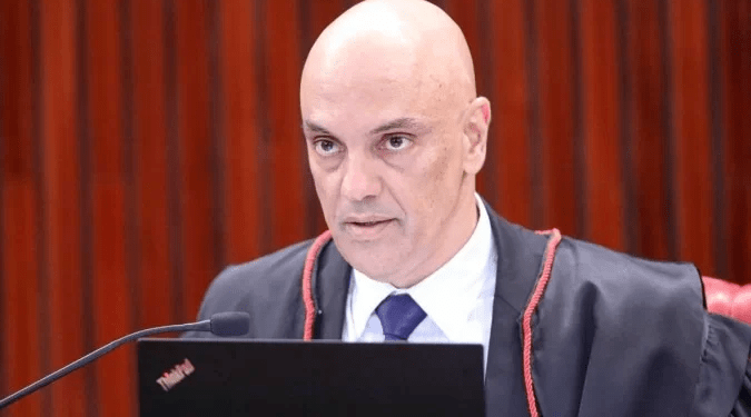 Moares revoga liminar que criava impasse sobre a redução do IPI