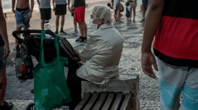 Por que população brasileira fica mais feminina e idosa — e como isso molda futuro do país