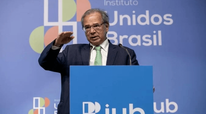 Guedes: auxílio de R$ 600 será pago “de qualquer forma” em 2023