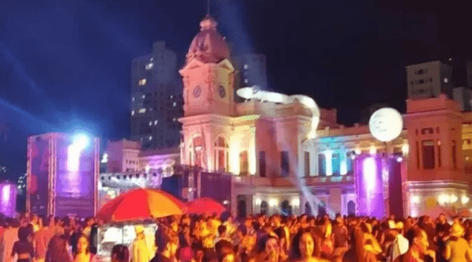 Travesti corta pescoço de homem durante Virada Cultural de BH e é presa