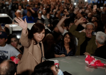 O que se sabe sobre o atentado contra a vice-presidente argentina Kirchner?