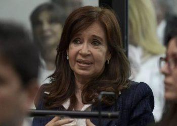 Juíza acusa brasileiro e namorada de tentativa de homicídio contra Cristina Kirchner