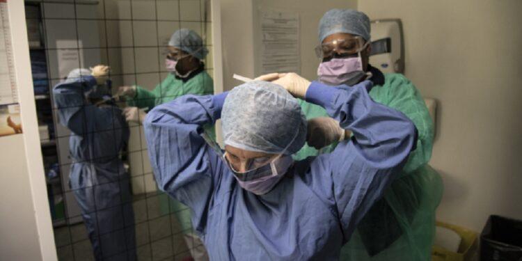 Senador Marcelo Castro vai relatar proposta para viabilizar piso da enfermagem