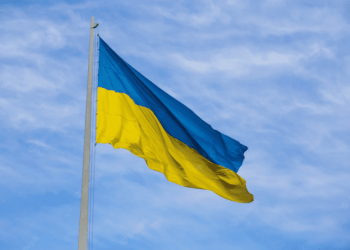 Nova ofensiva de Kiev pega Rússia de surpresa no norte da Ucrânia