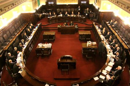 Pai terá que indenizar filha em R$ 10 mil por abandono afetivo