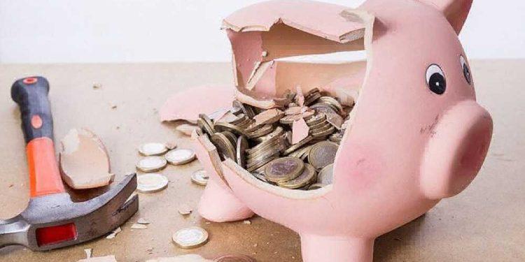 Poupança tem retirada líquida recorde de R$ 22,02 bilhões em agosto