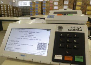 Urnas ‘programadas’ e outras mentiras que rondaram as eleições