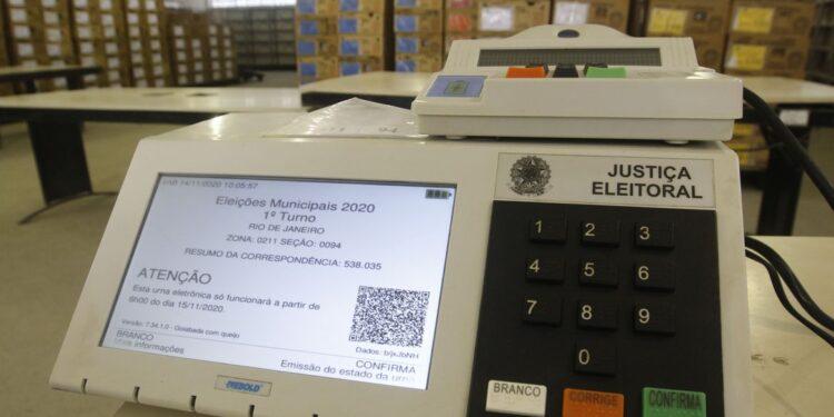 Urnas ‘programadas’ e outras mentiras que rondaram as eleições