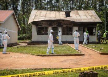 Incêndio em escola para deficientes visuais deixa 11 mortos em Uganda