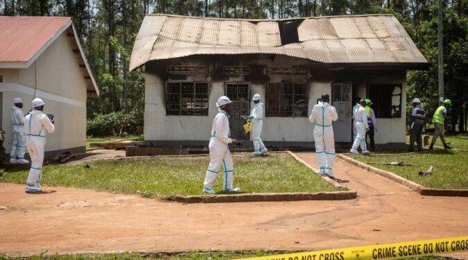 Incêndio em escola para deficientes visuais deixa 11 mortos em Uganda