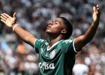 PSG ofereceu quantia milionária para tirar Endrick do Palmeiras, diz jornal