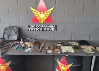 Dupla invade casa de idoso surdo e o agridem para conseguir assaltar