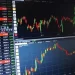 Ibovespa cai 1,01%, mas encerra semana com alta acumulada de 5,76%