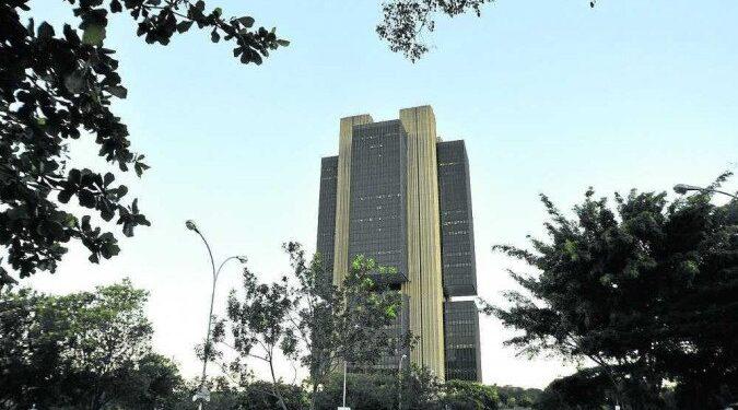 Taxa Selic deve ficar em 13,75%, apostam analistas