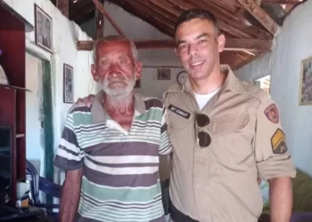Sargento vira herói ao salvar idoso engasgado com carne em Urucuia – MG