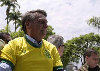 Bolsonaro ‘reaparece’ no Twitter após mais de uma semana sem postagens