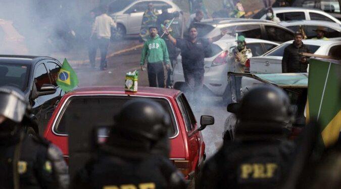 PRF diz que métodos de bloqueios de vias em SC lembram de ‘terroristas’