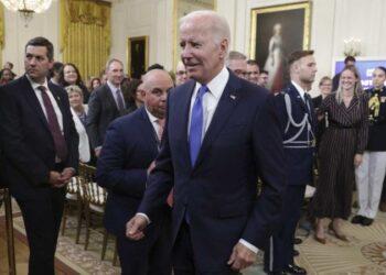 Negar resultados eleitorais é ‘caminho para o caos’, alerta Biden