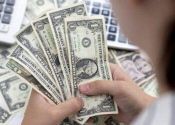 Dólar alto? O que esperar do real em 2023 após desvalorização recente