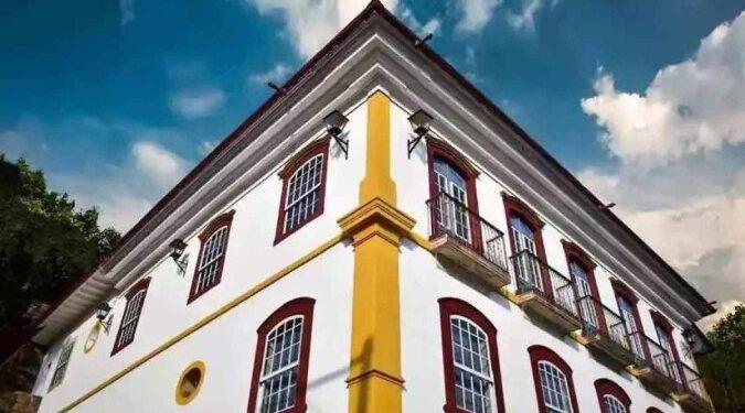 Após 14 anos em reforma, Palácio D’ouro é reaberto em Ouro Preto