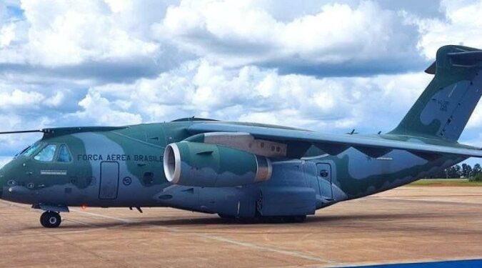 Avião da FAB desaparece após perder sinal na Grande Florianópolis