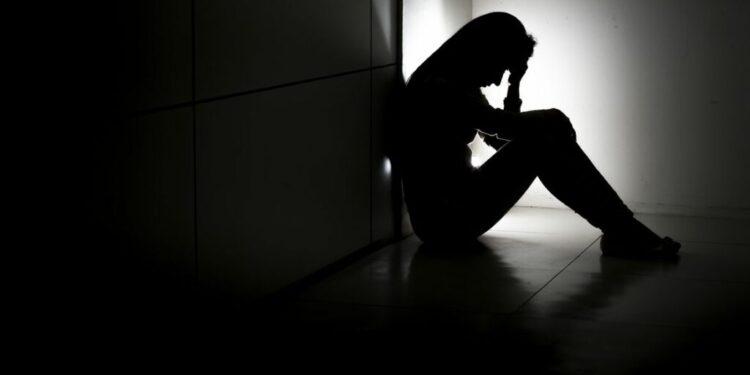 Estudo identifica possível elo entre o coronavírus e a depressão