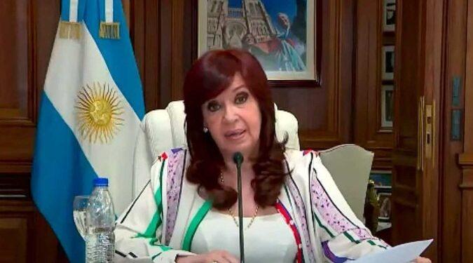 Vice-presidente da Argentina, Cristina Kirchner é condenada por corrupção