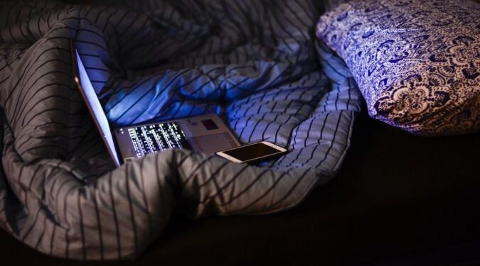 Qualidade de sono das mulheres é pior que a dos homens, indica estudo