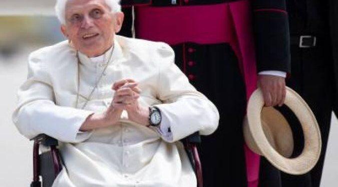 Morre papa emérito Bento XVI, aos 95 anos, em Roma