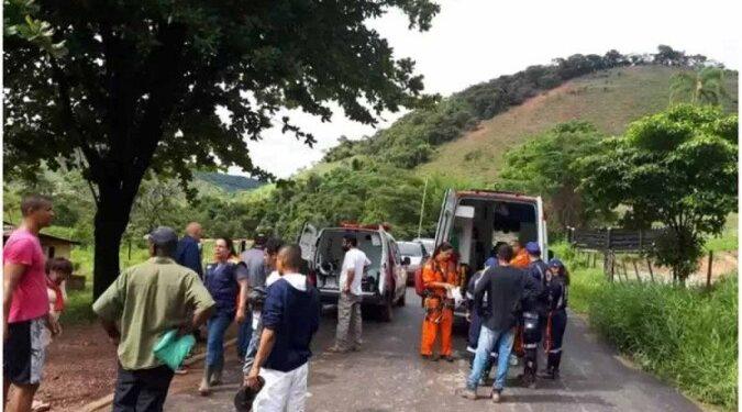 Deslizamento de barranco mata adolescente e 3 mulheres em cidade de MG