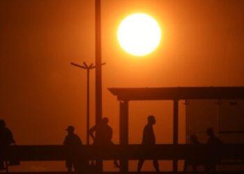 Temperaturas altas podem aumentar riscos de ter um AVC