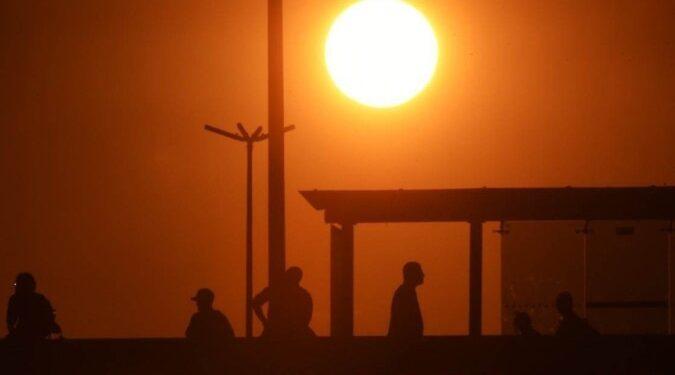 Temperaturas altas podem aumentar riscos de ter um AVC