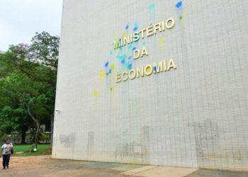 Governo Bolsonaro sugere atrelar teto de gastos ao PIB e à inflação