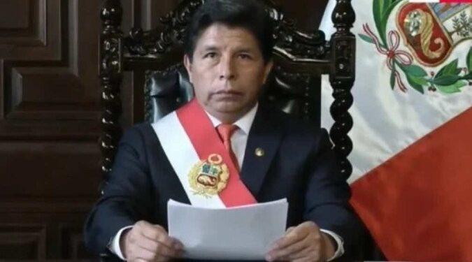 Com estado de emergência, presidente do Peru anuncia dissolução do Congresso