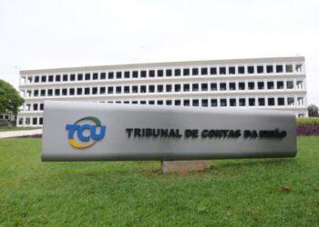 TCU alertará governo sobre risco de despesa fora do teto