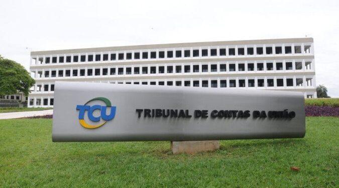 TCU alertará governo sobre risco de despesa fora do teto