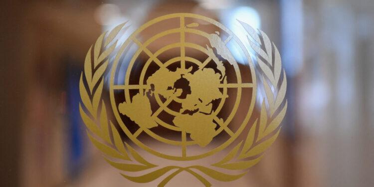 ONU pede a talibãs fim das ‘terríveis’ restrições impostas às mulheres