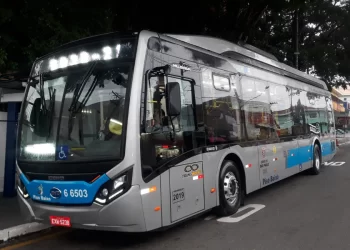 Tarifa de ônibus, metrô e CPTM não terá aumento em 2023, afirma prefeito de SP