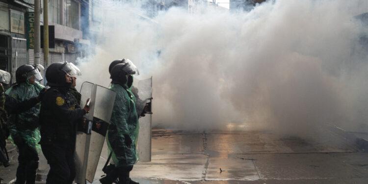 Lima tem grande mobilização policial diante de novos protestos